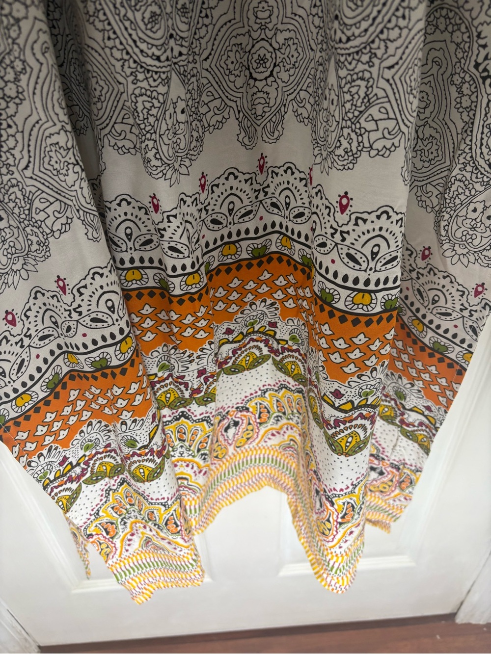 Sleeveless Printed Maxi Dress in Cream and Orange size M NWT - Picture 8 of 12